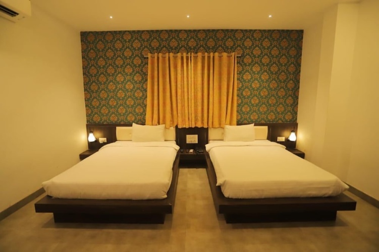 Deluxe room with mountain view