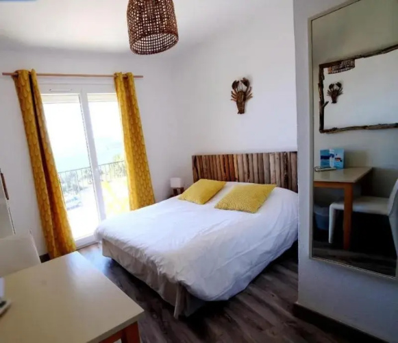 L Almanarre Hotel