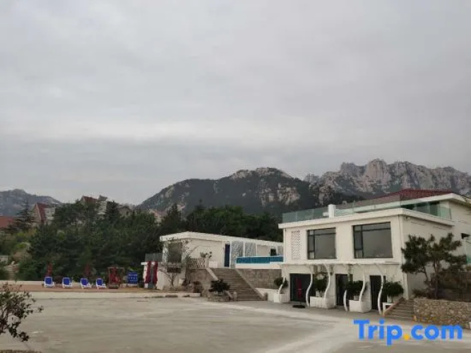 Zhensu Hotel