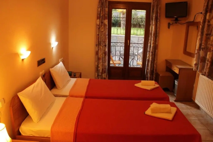 Standard Twin room