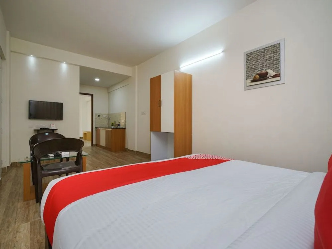 OYO 15574 Caprice Residency, South