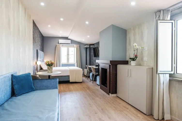 Deluxe Quadruple room