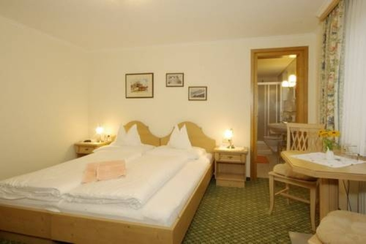 Pension Diola