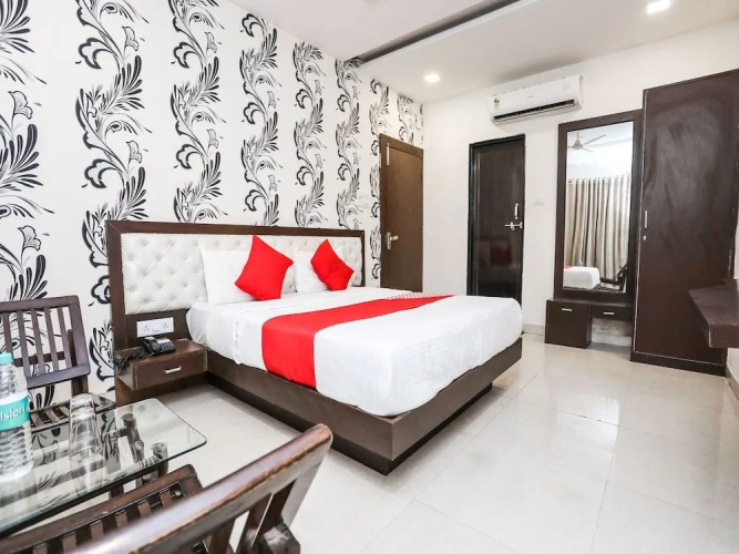 Hotel Madhuram Palace