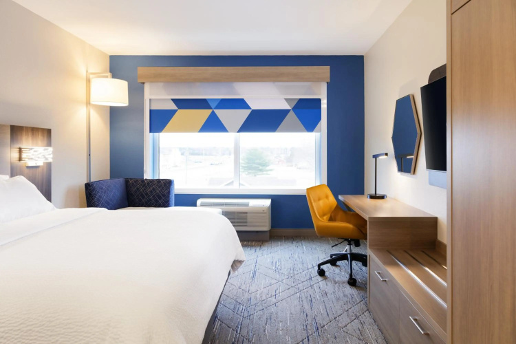 Holiday Inn Express Hotel & Suites Brookhaven by IHG