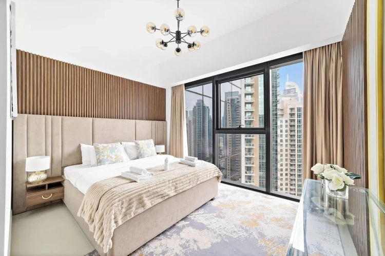 2 Bedrooms Comfort Apartment with balcony and with city view