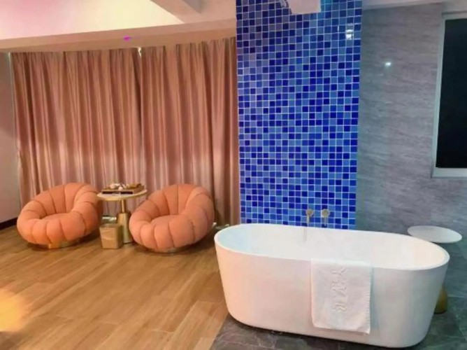 Hui Long Hotel