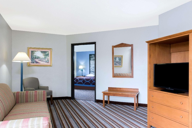 1 Bedroom Double Suite