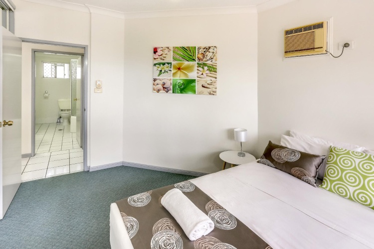 1 Bedroom Standard Double room with view