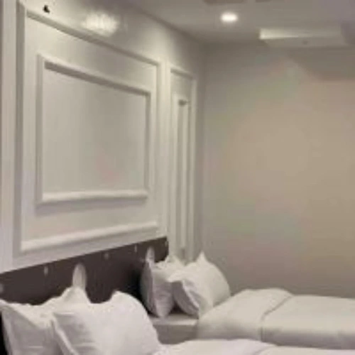 2 Bedrooms Villa