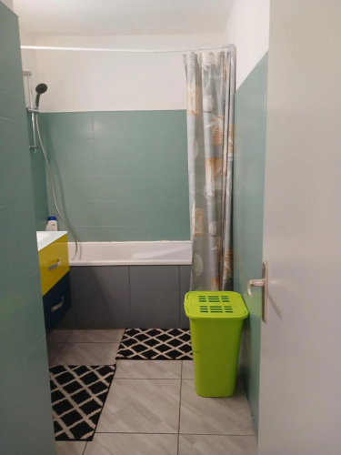 F2 My PLACE TO REST
