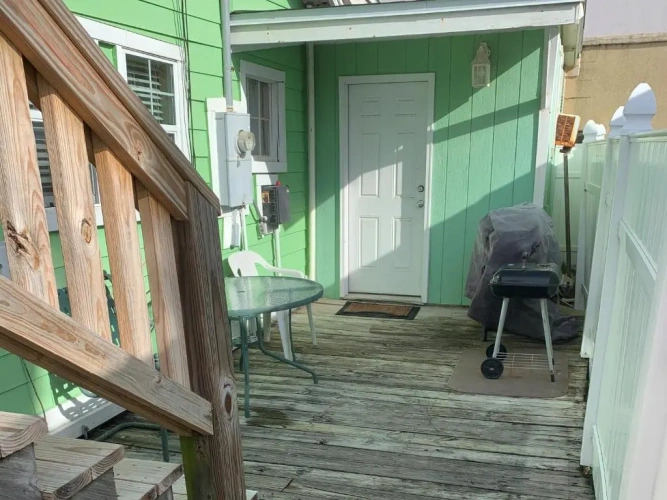 2 Bedrooms Cottage