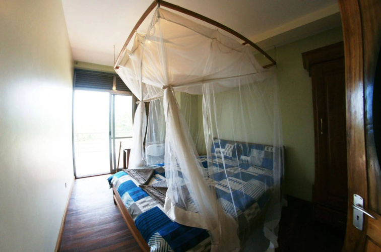Yellow Haven Lodge