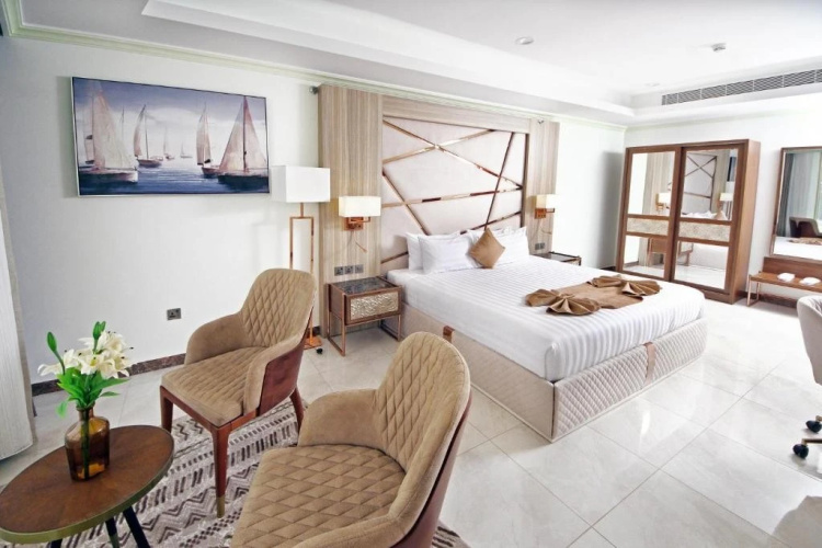 Seafront Luxury Suites