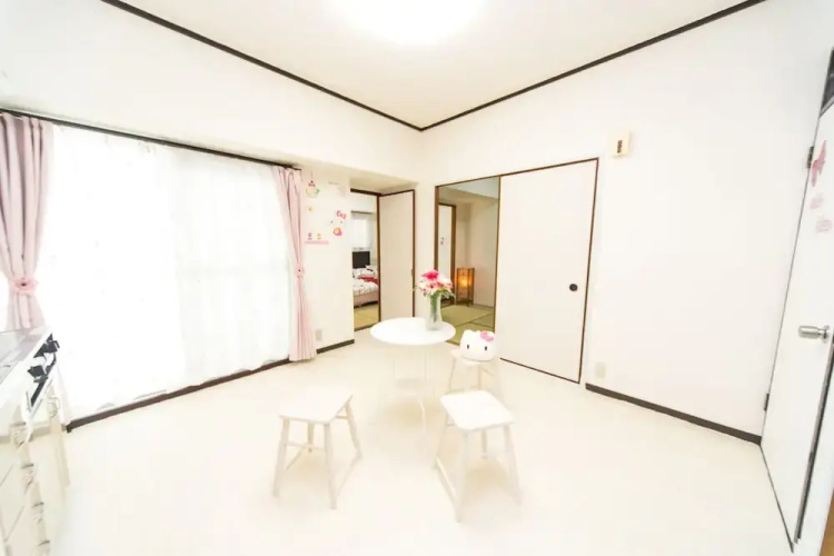 Universal Room