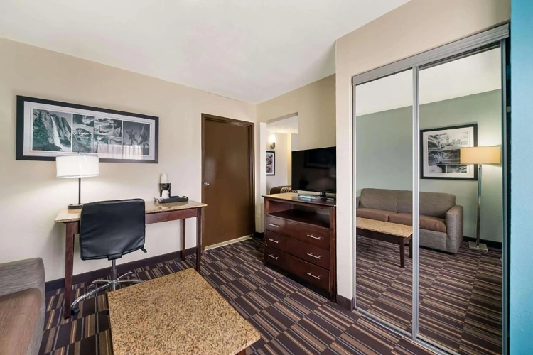Guest rooms