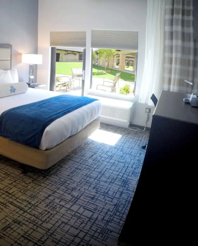 Standard Double Suite