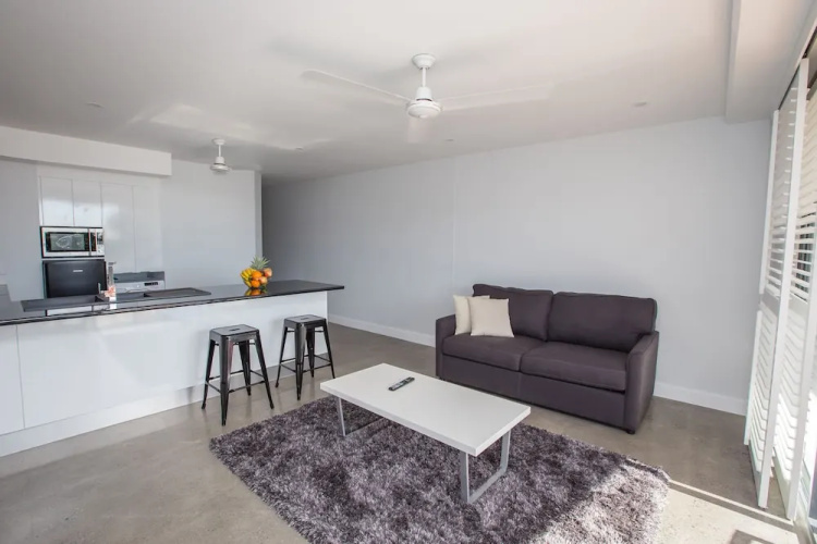 301 Royal Harbour