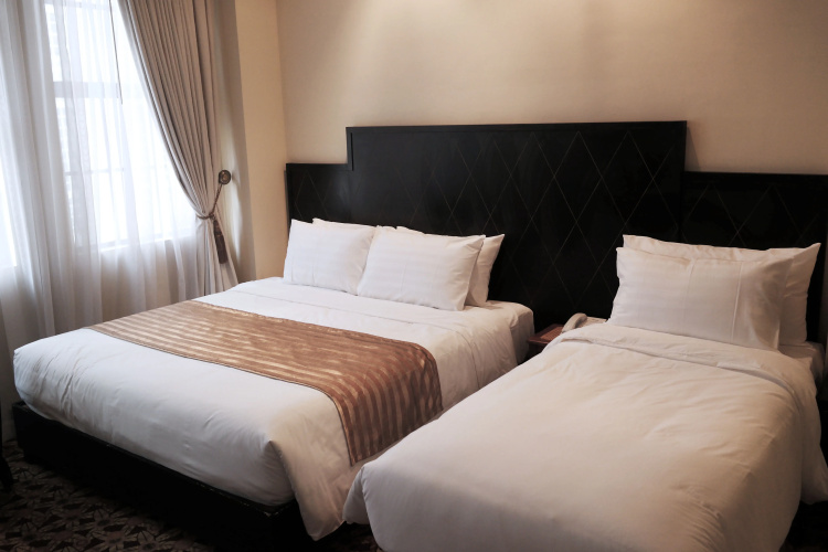 The Luneta Hotel
