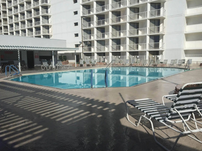 Don Laughlin's Riverside Resort Hotel & Casino photo 14