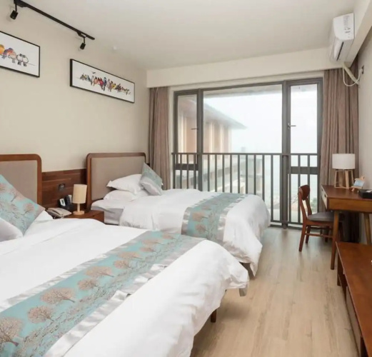 Poltton International Apartment Jinding