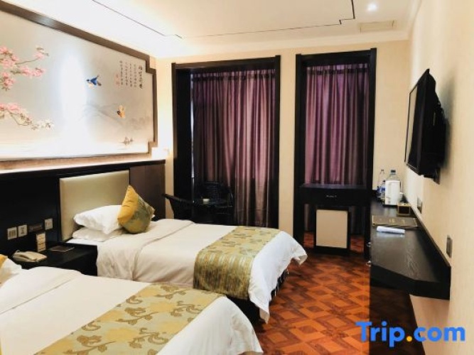 Economy room