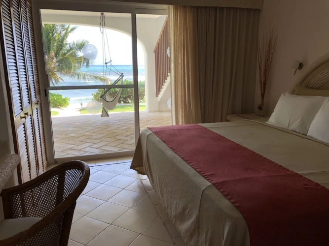 2 Bedrooms Villa beachfront