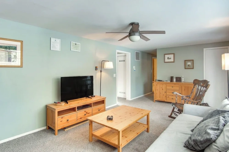 3 Bedrooms Cottage