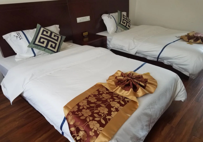 Dali Mountain Delights Hotel