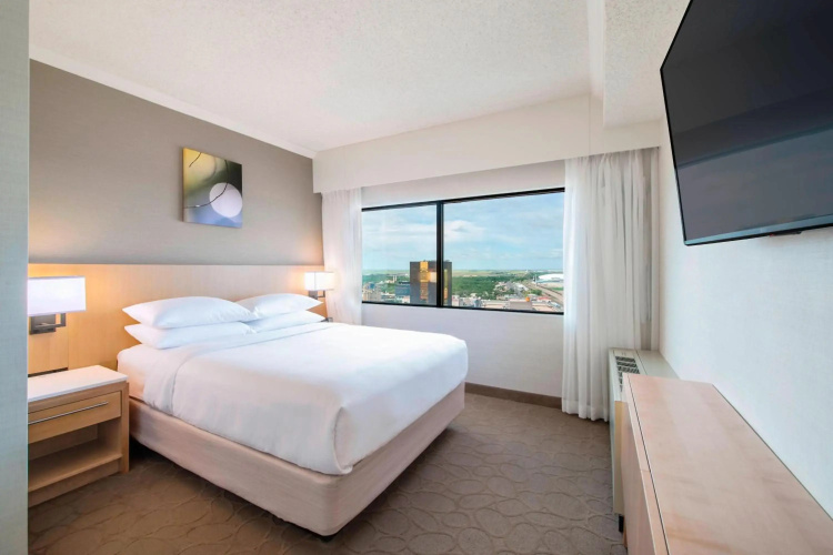 Delta Hotels by Marriott Regina