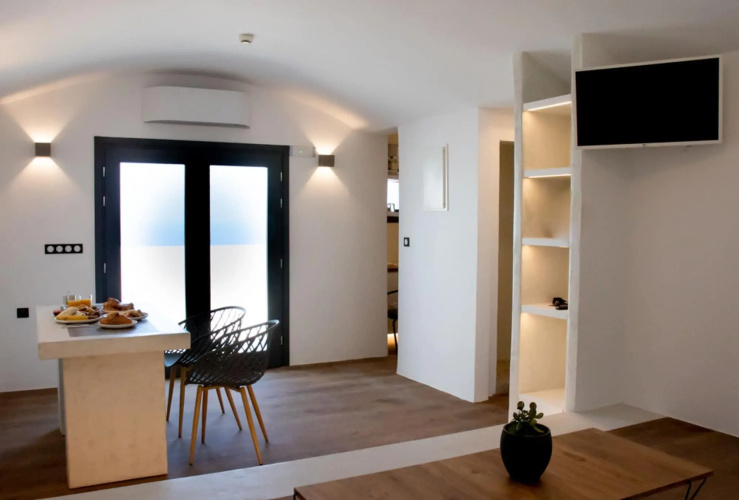 LF Suites & Villas