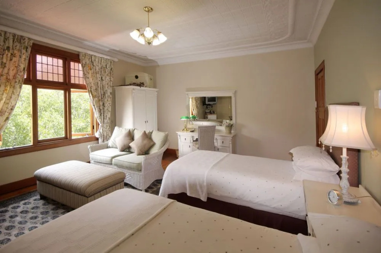 Shani Guest House
