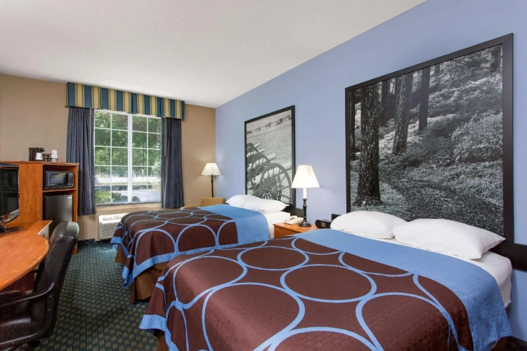 Standard Quadruple room