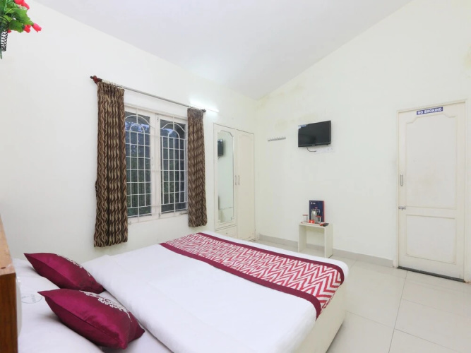 Rose Flower Nest by OYO Rooms