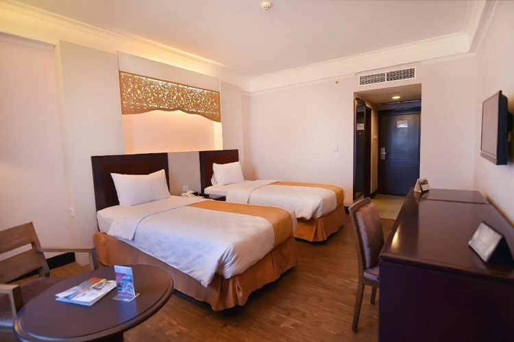 Kyriad Bumiminang Hotel