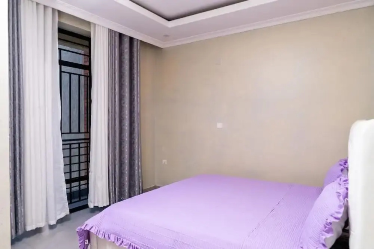 Dallas Style inner Apartment