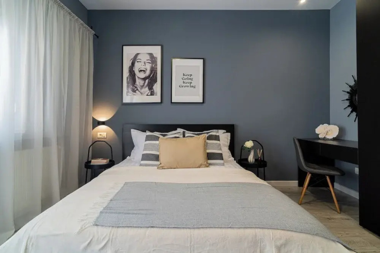 Chic Black & White 2BR on Dambovitei