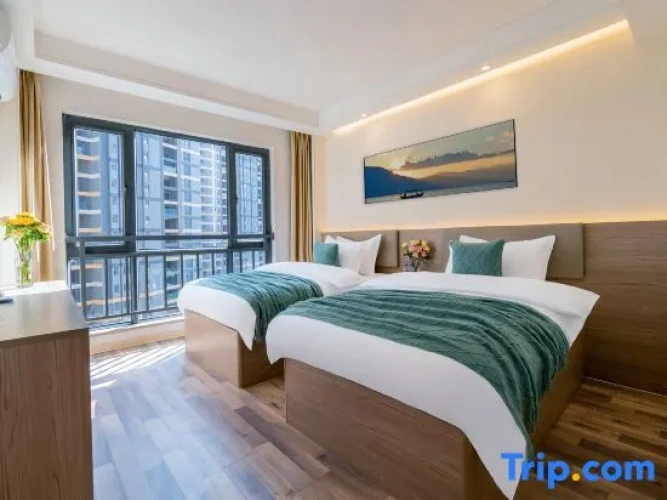 2 Bedrooms Suite with ocean view