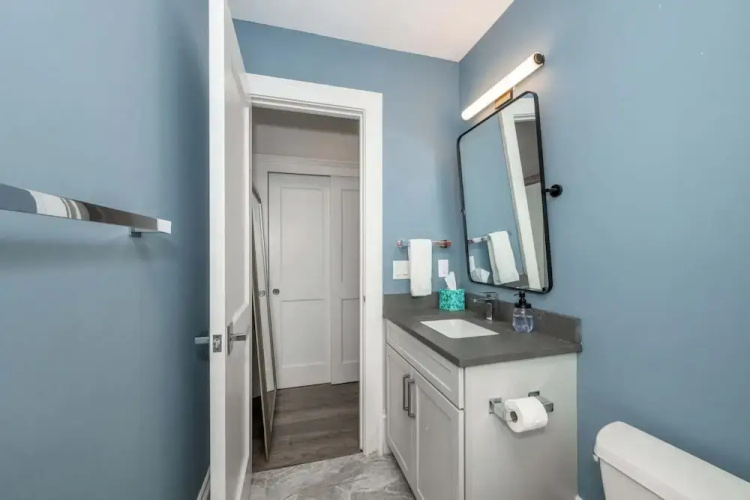 Mt. Adams Nest Studio for 2