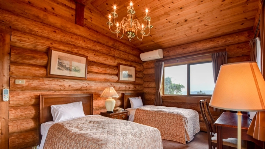 Twin Cottage