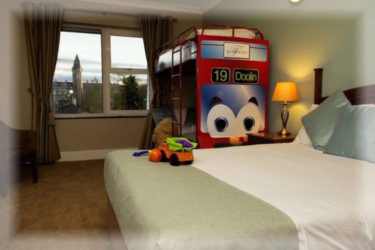 Treacys West County Hotel Ennis