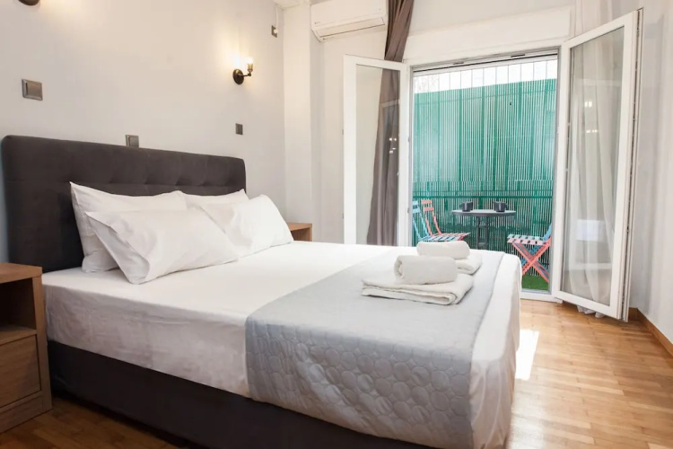 Metaxourgio 2 Bd Gem for Urban Explorers
