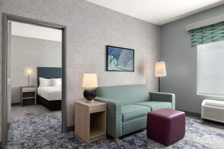 1 Bedroom Suite