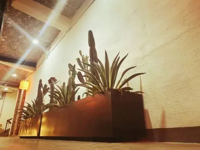 Door Woodworks Homestay