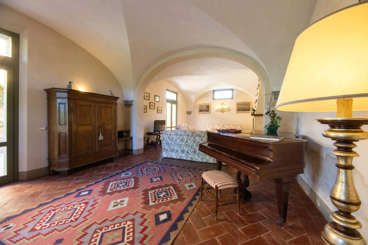 Villa Giunone with pool