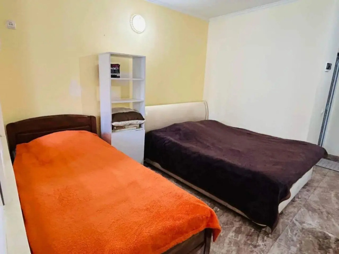 FLAT1