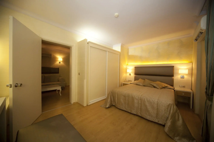 Grand Hotel Faros