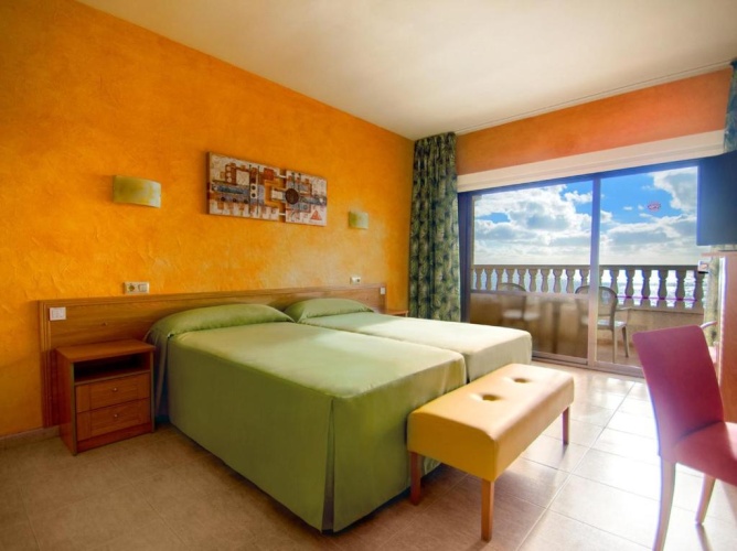Double room with sea view