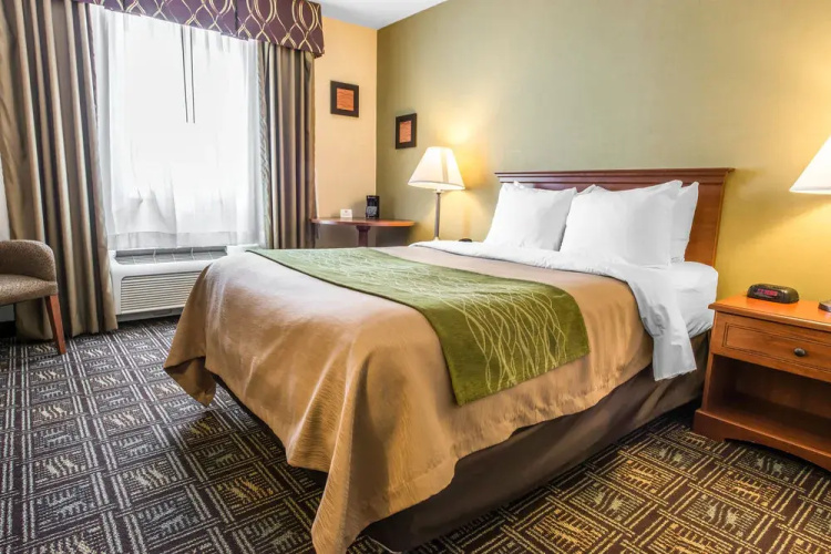 Baymont Inn & Suites Weirton