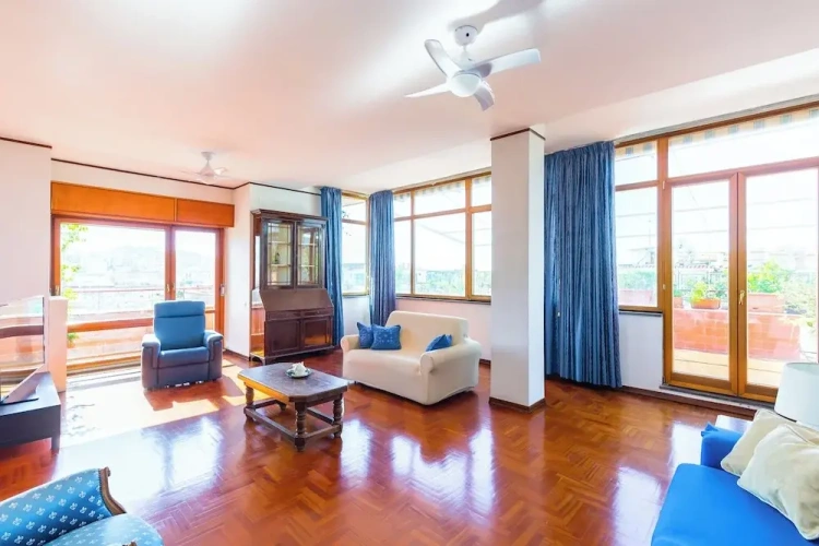 2 Bedrooms Apartment with balcony